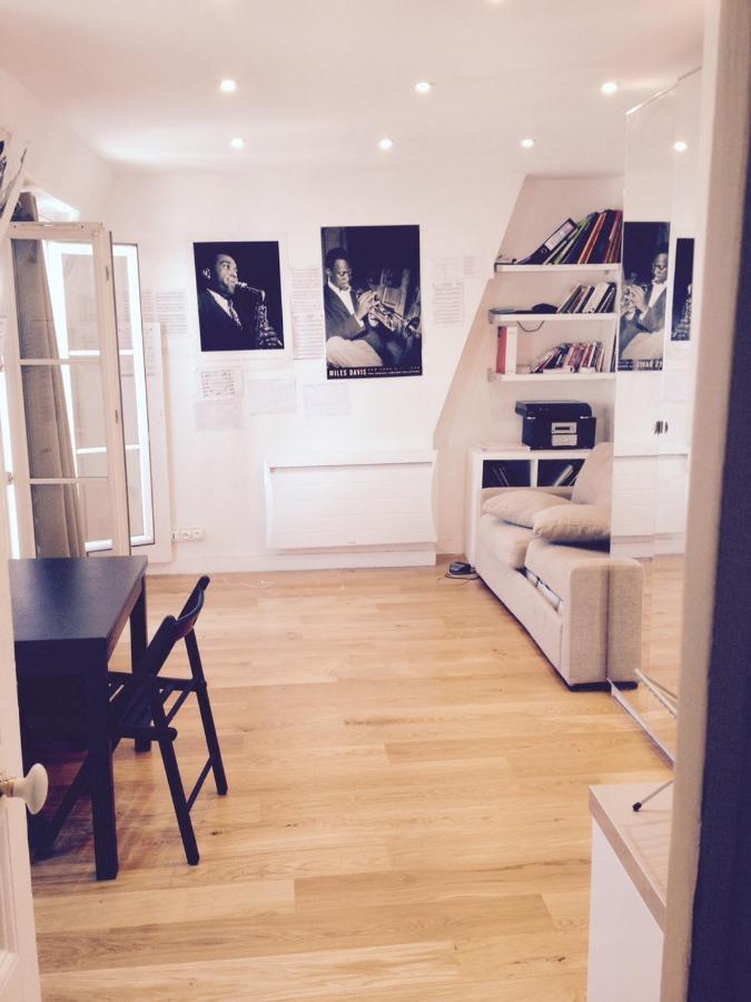 Appartamento Montmartre Sous Les Toits Parigi